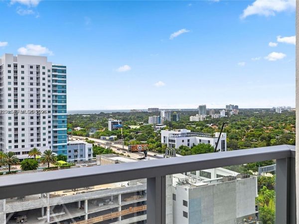 239 SW 9th St , Unit 1502, Miami, FL 33130