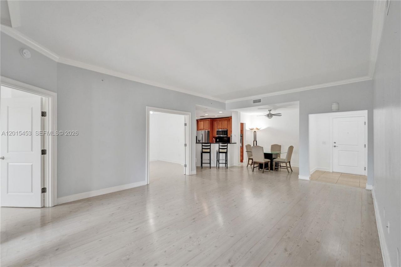 16135 Emerald Estates Dr, Unit 166, Weston, FL 33331 Photo