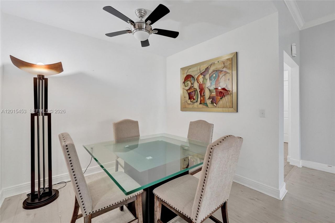 16135 Emerald Estates Dr, Unit 166, Weston, FL 33331 Photo