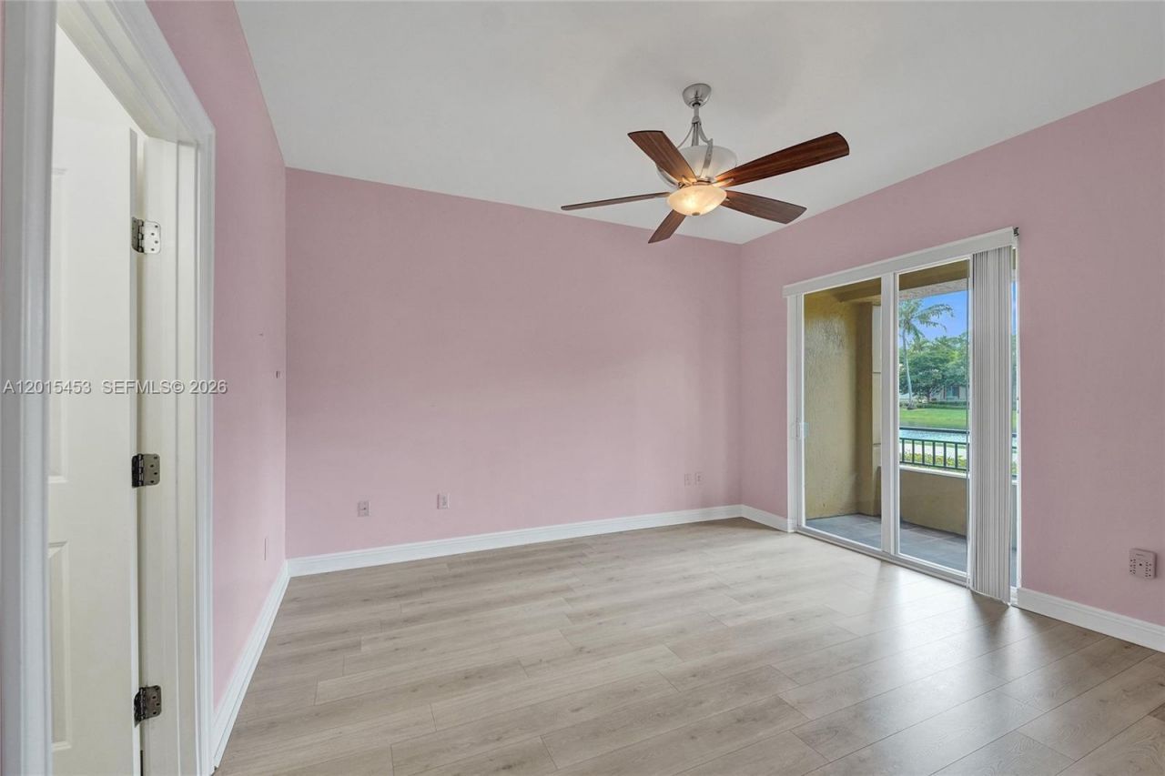 16135 Emerald Estates Dr, Unit 166, Weston, FL 33331 Photo