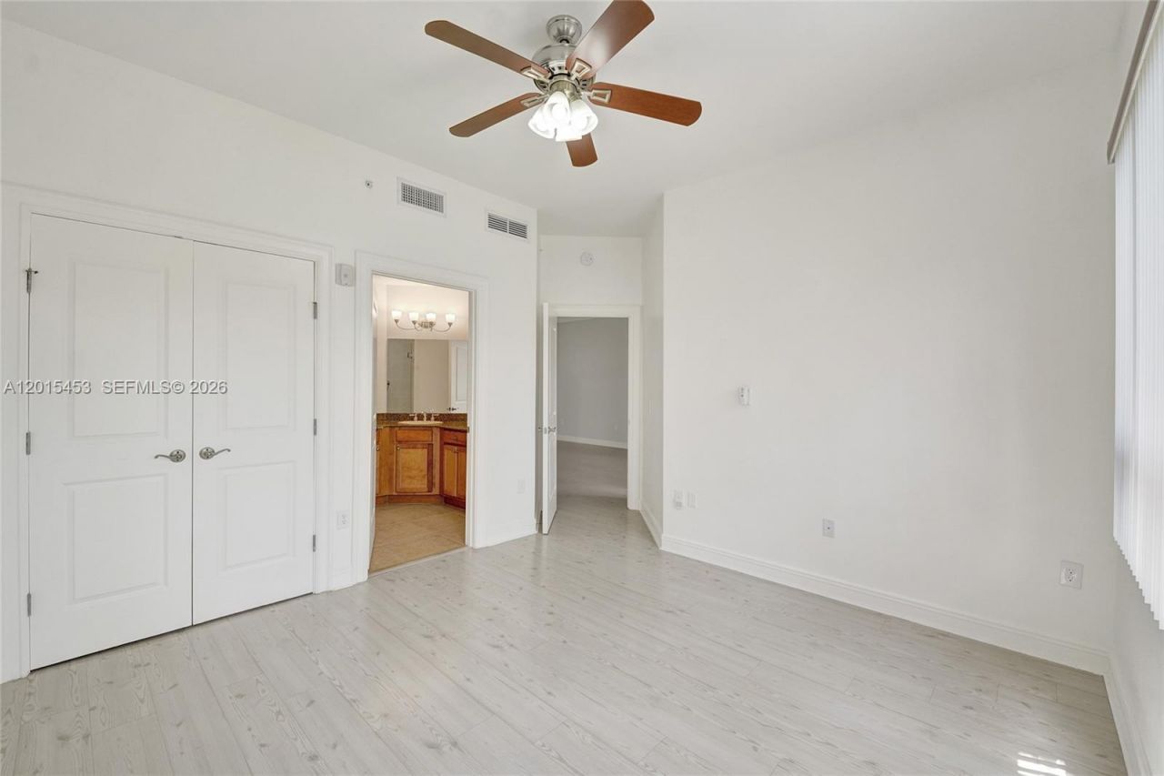 16135 Emerald Estates Dr, Unit 166, Weston, FL 33331 Photo