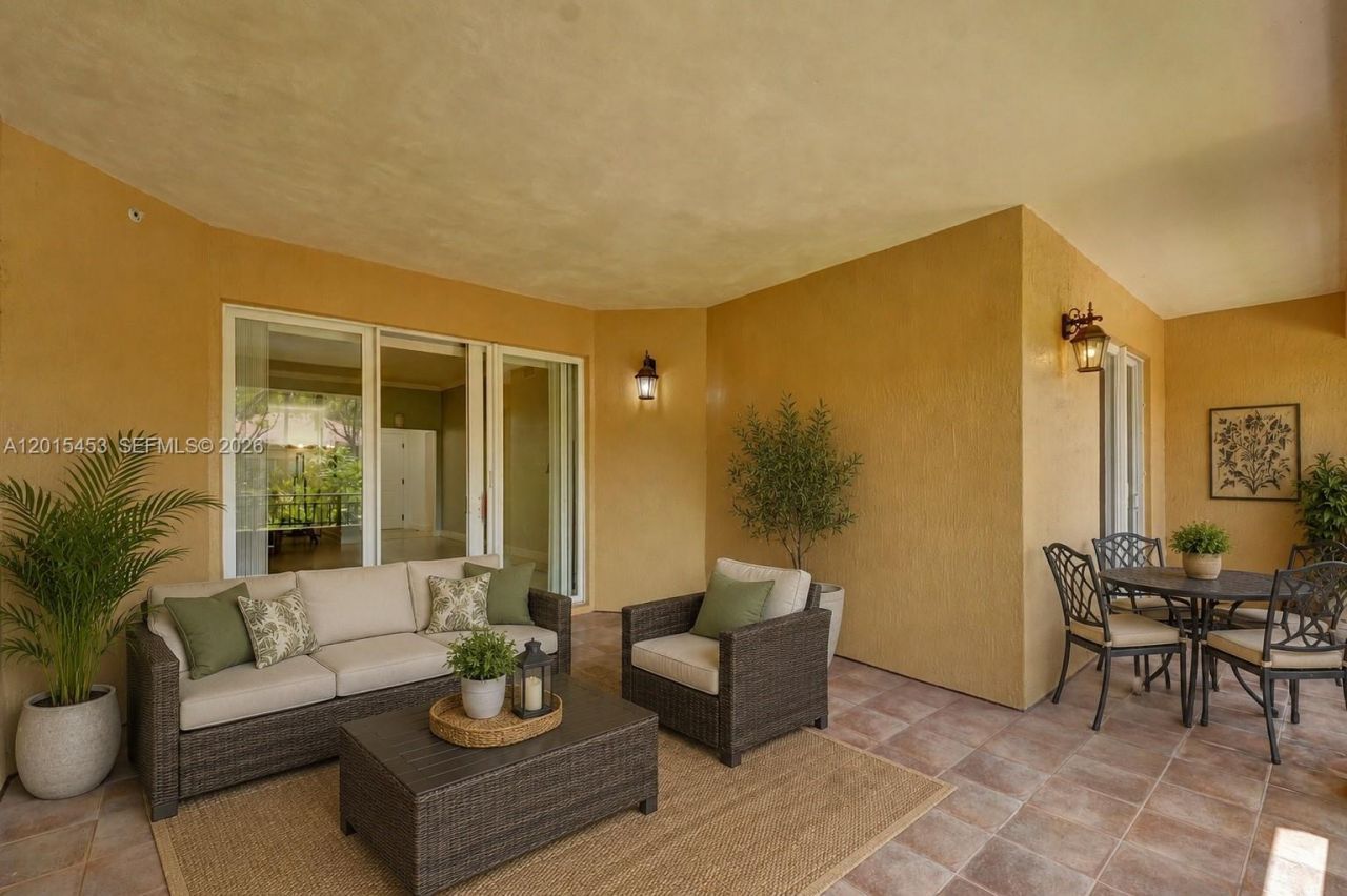 16135 Emerald Estates Dr, Unit 166, Weston, FL 33331 Photo