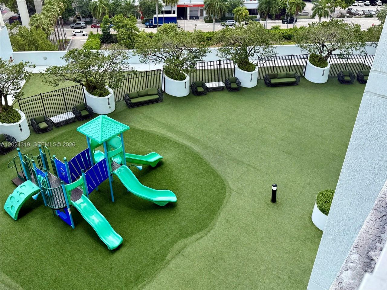 90 SW 3rd St , Unit 1409, Miami, FL 33130 Photo