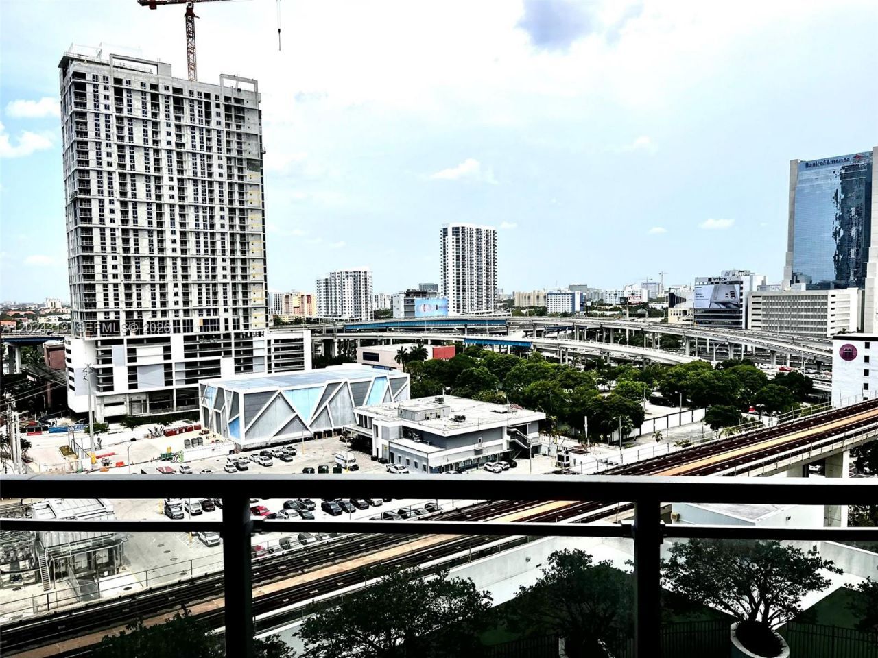 90 SW 3rd St , Unit 1409, Miami, FL 33130 Photo