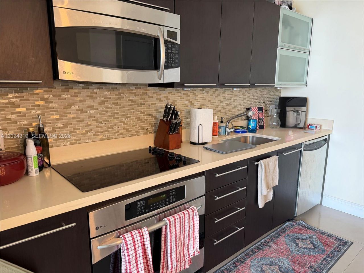 90 SW 3rd St , Unit 1409, Miami, FL 33130 Photo