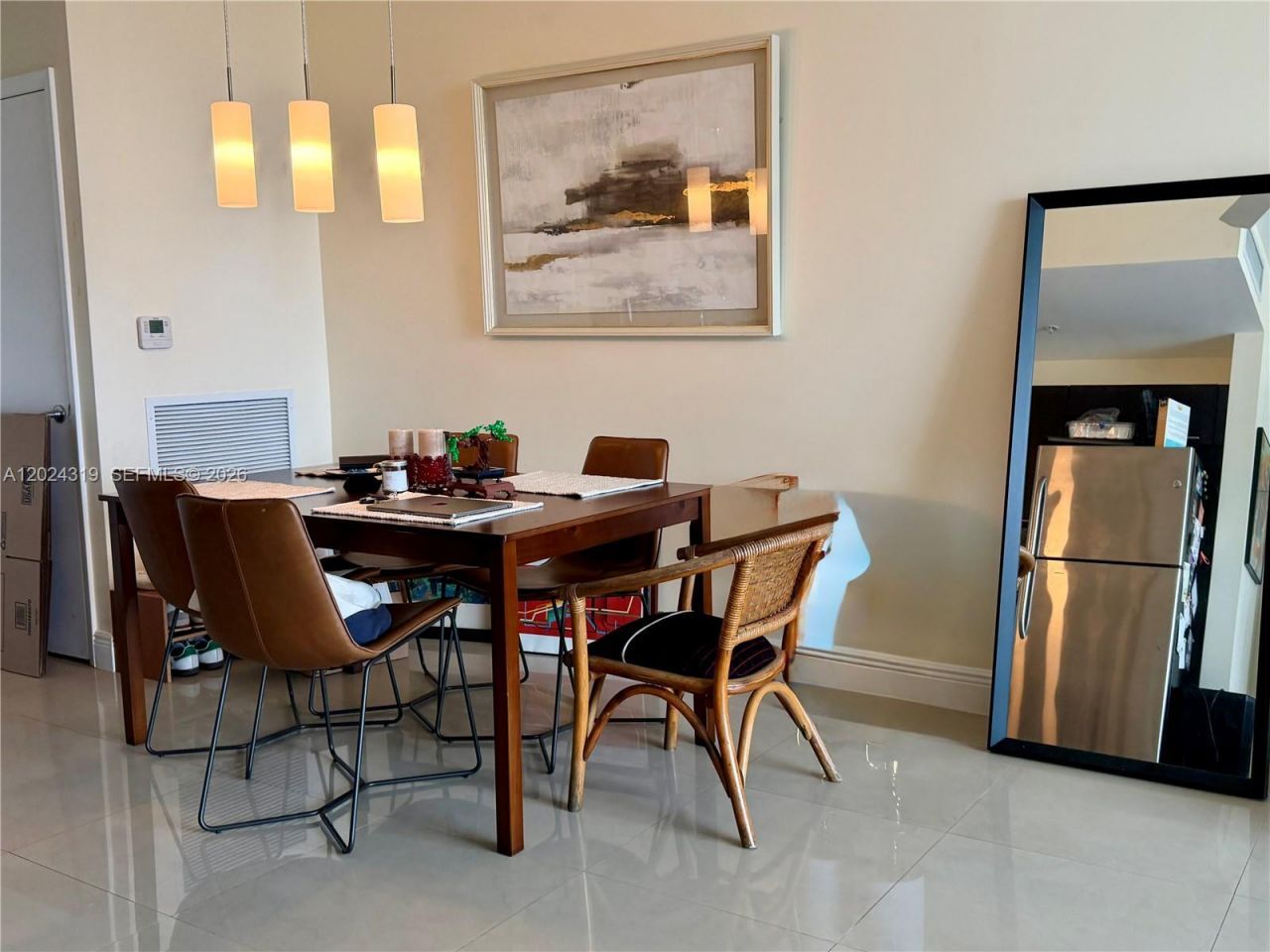 90 SW 3rd St , Unit 1409, Miami, FL 33130 Photo