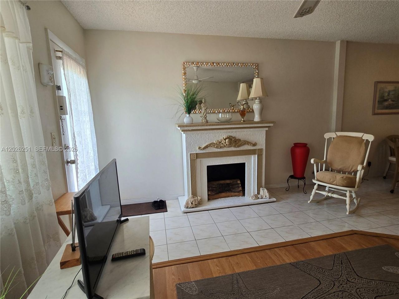820 SW 11 Street , Unit 4B, Hallandale Beach, FL 33009 Photo
