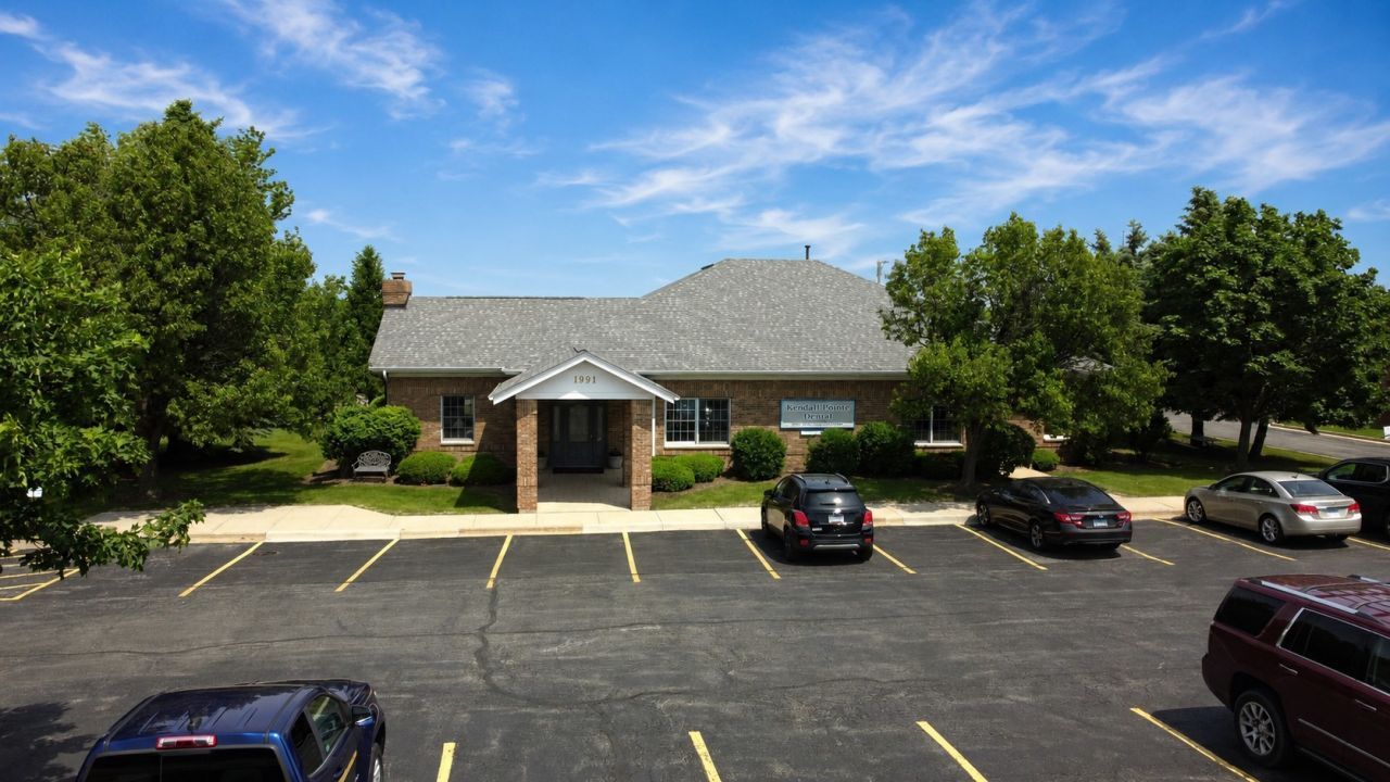 1991 Wiesbrook Road , Oswego, IL 60543
