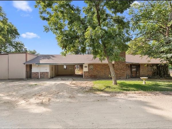250 Bluegrass, Whitney, TX 76692