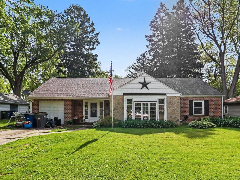 2006 Grecourt Drive , Toledo, OH 43615 Photo 2