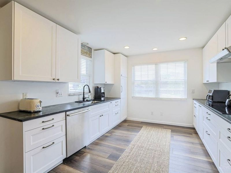 5651 Eagle Nest Court, West Chester, OH 45069 Photo 13