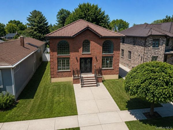 20411 38th Avenue , Bayside, NY 11361
