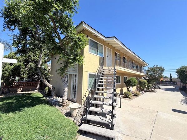 316 N San Gabriel Avenue, Unit A, Azusa, CA 91702