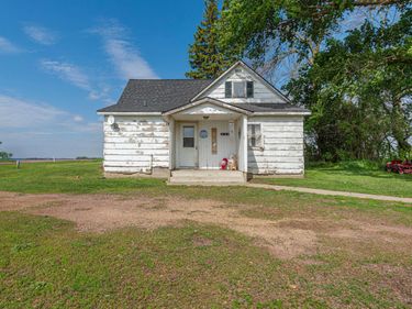 38336 US Highway 71, Windom, MN 56101
