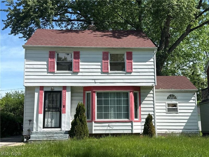 20711 E Ridgewood Avenue, Warrensville Heights, OH 44122 Photo 1