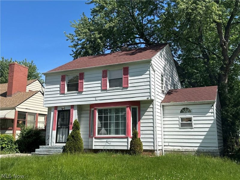 20711 E Ridgewood Avenue, Warrensville Heights, OH 44122 Photo 2
