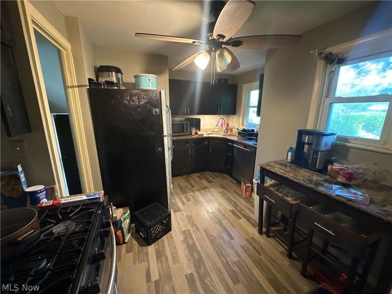 20711 E Ridgewood Avenue, Warrensville Heights, OH 44122 Photo 6