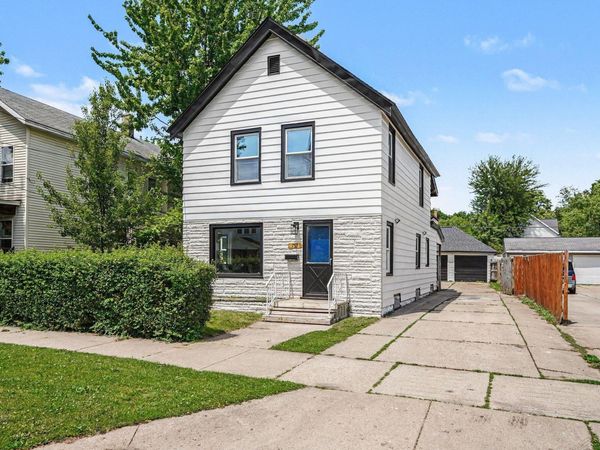 757 6th Street NW, Grand Rapids, MI 49504