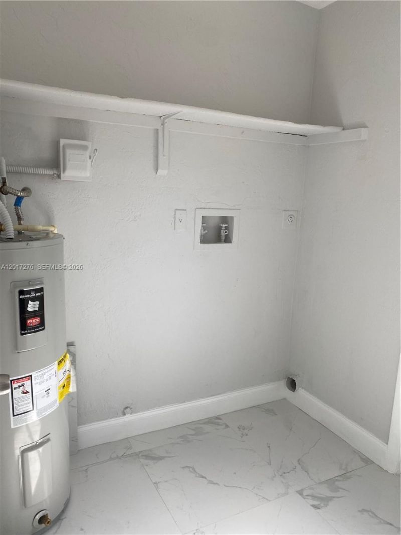 852 NW 8th St , Unit 852, Hallandale Beach, FL 33009 Photo