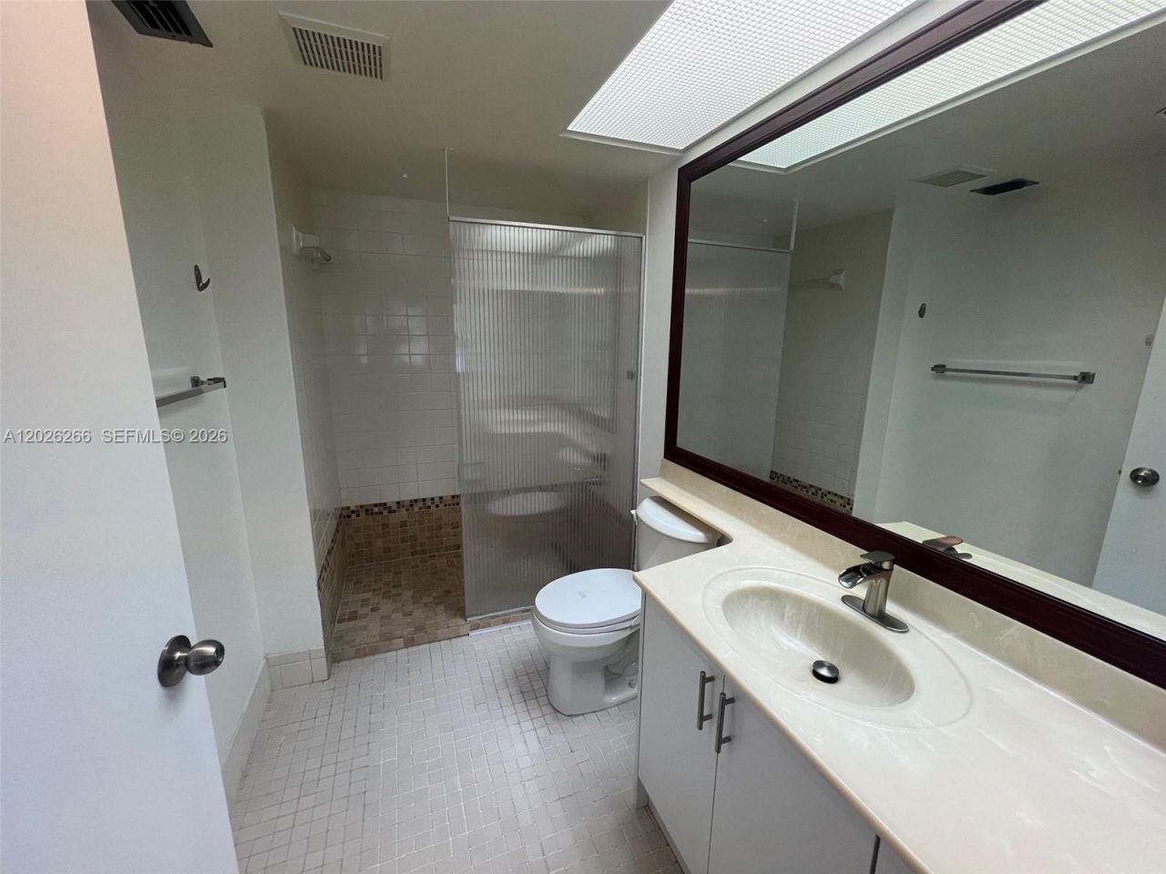1300 SW 125th Ave, Unit 204, Pembroke Pines, FL 33027 Photo