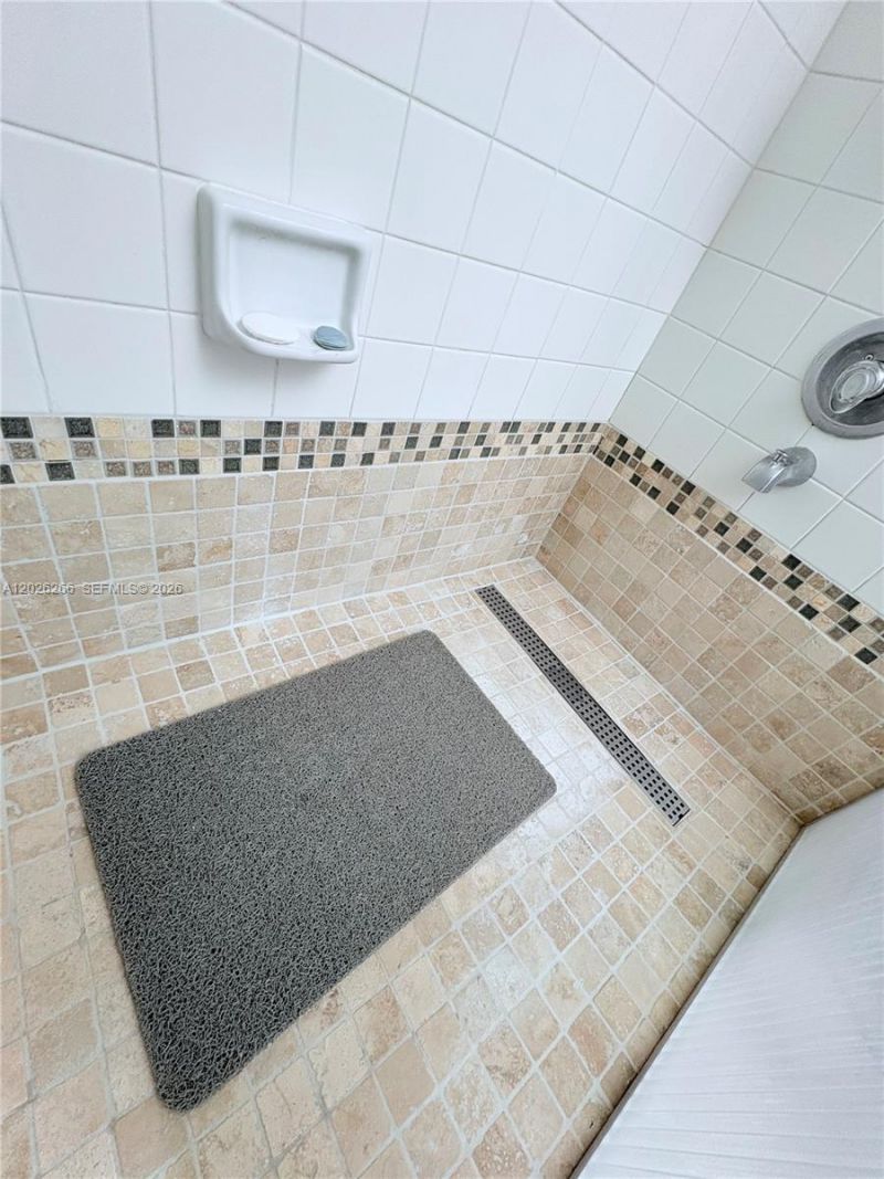 1300 SW 125th Ave, Unit 204, Pembroke Pines, FL 33027 Photo