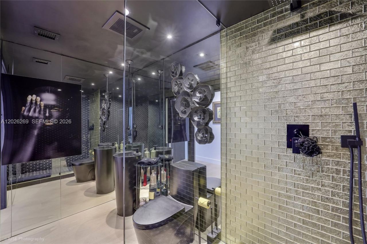400 Alton Rd , Unit 1506, Miami Beach, FL 33139 Photo