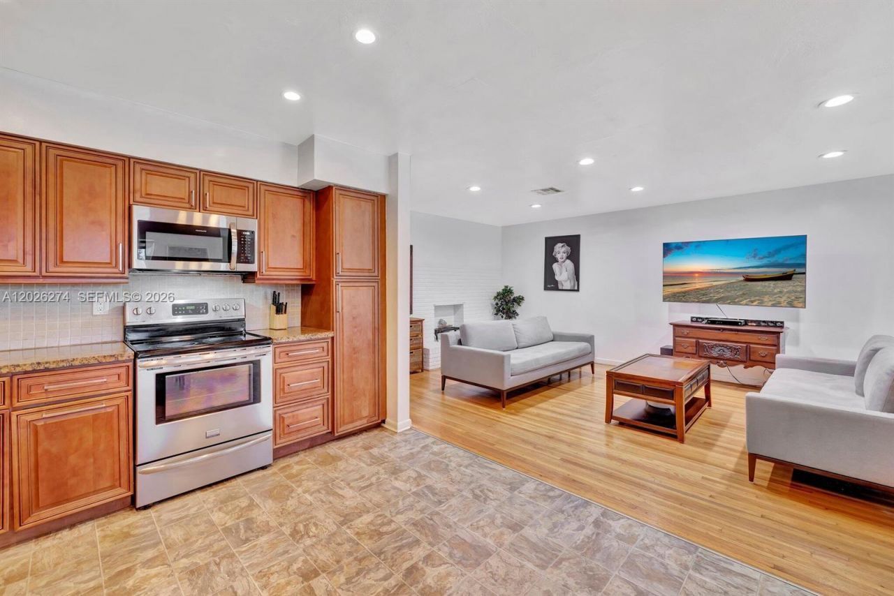 45 SE 14th St, Dania Beach, FL 33004 Photo