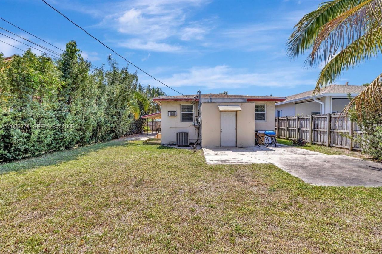 45 SE 14th St, Dania Beach, FL 33004 Photo