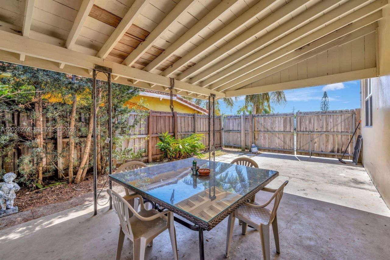 45 SE 14th St, Dania Beach, FL 33004 Photo