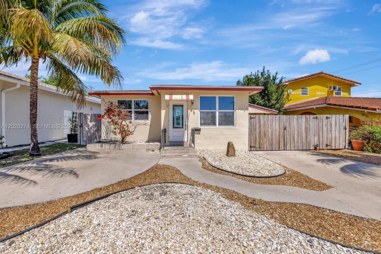 45 SE 14th St, Dania Beach, FL 33004 Photo