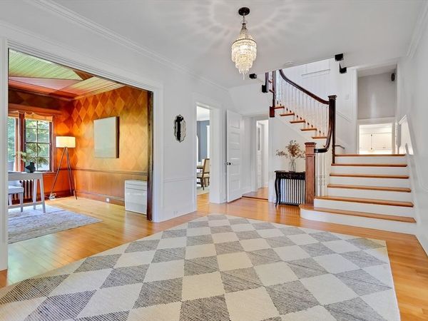 84 Lakeview Avenue, Haverhill, MA 01830