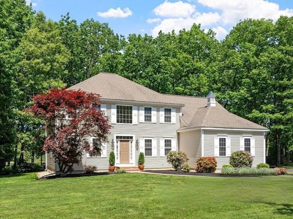 148 Kaleva Rd, Lancaster, MA 01523