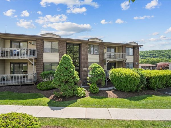 284 Country Club Lane, Pomona, NY 10970