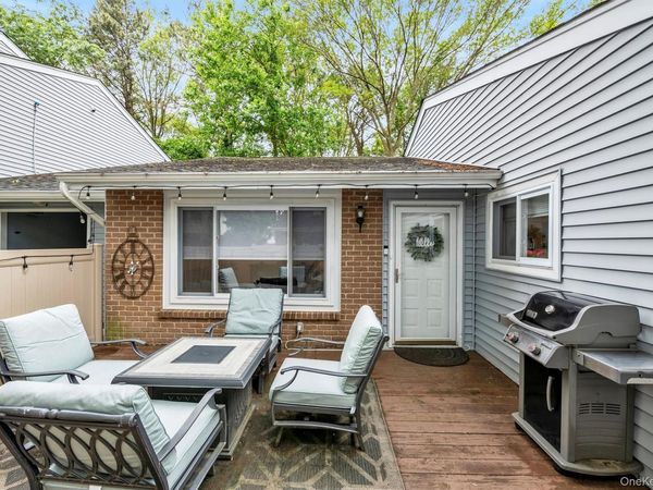 217 Springmeadow Drive , Unit I, Holbrook, NY 11741