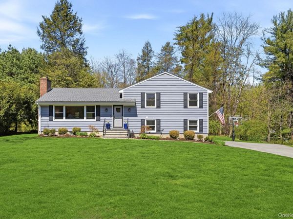 17 Cottage Place, Katonah, NY 10536