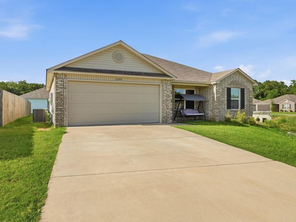 1200 Cowbell Street, Conway, AR 72034