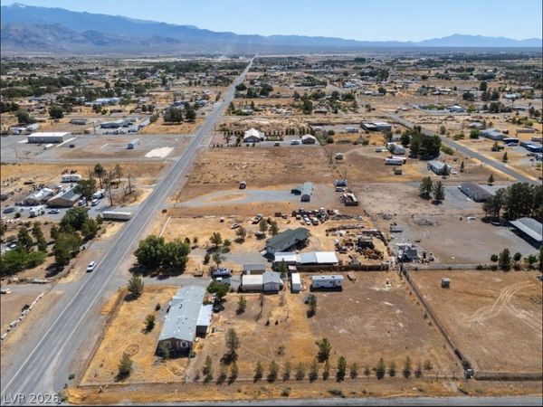 1301 E Manse Road , Pahrump, NV 89048