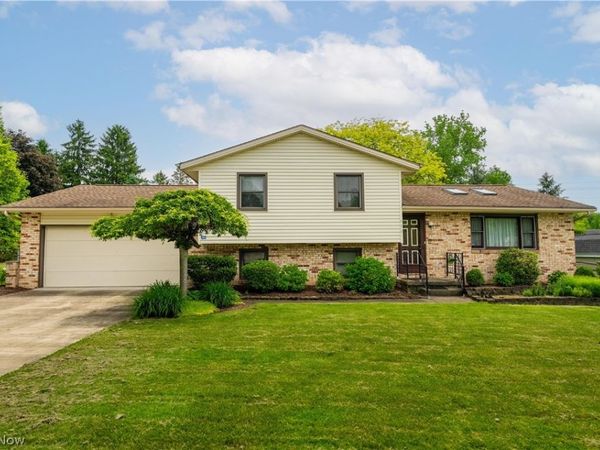 450 Layden Avenue , Canal Fulton, OH 44614