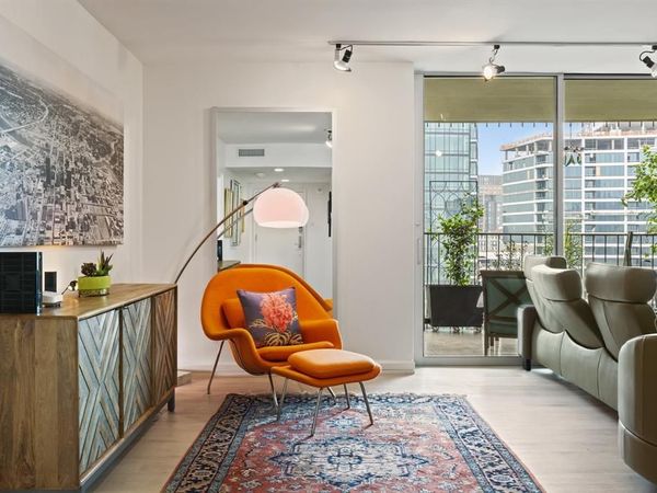 3310 Fairmount Street, Unit 16B, Dallas, TX 75201