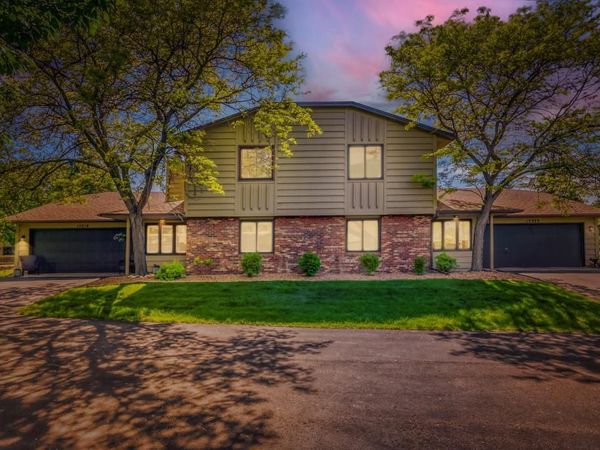 15319 40th Avenue N, Plymouth, MN 55446