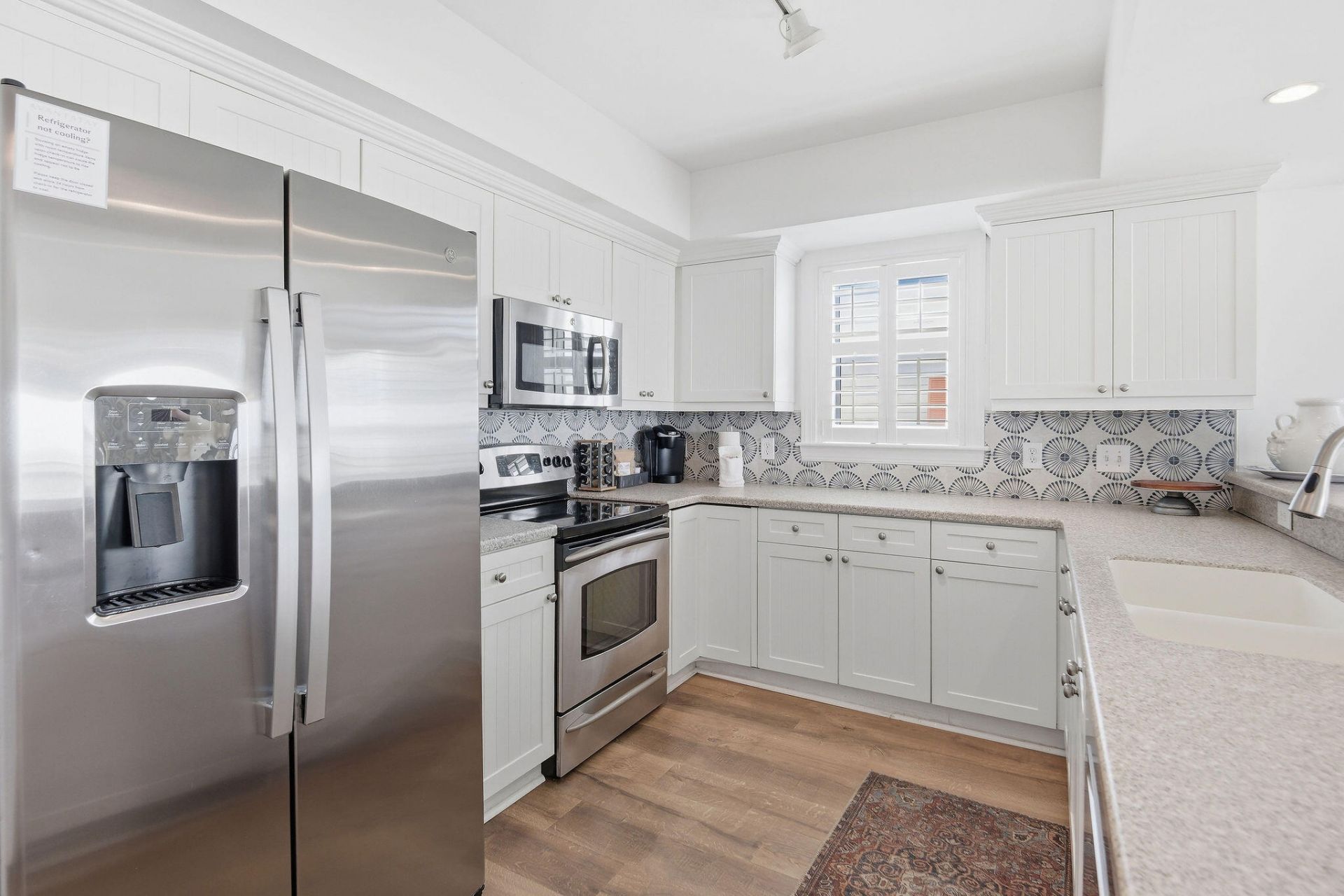 1010 Ocean Boulevard Photo 10