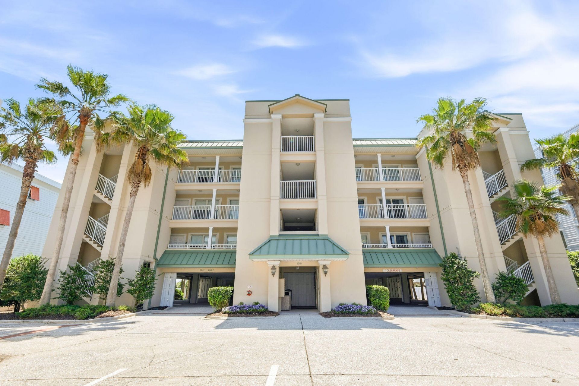 1010 Ocean Boulevard Photo 31