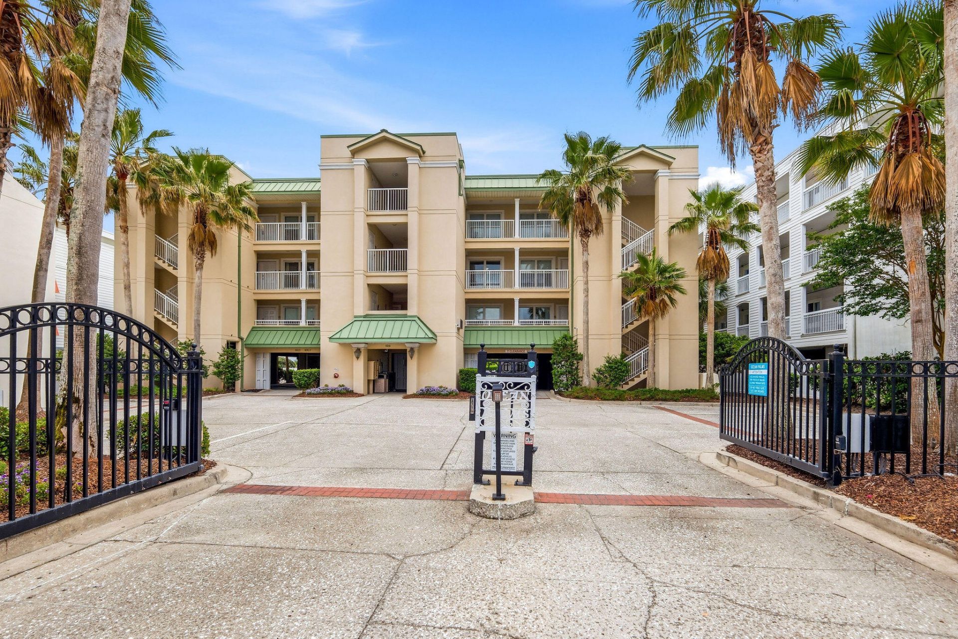 1010 Ocean Boulevard Photo 32