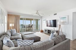 1010 Ocean Boulevard photo 4