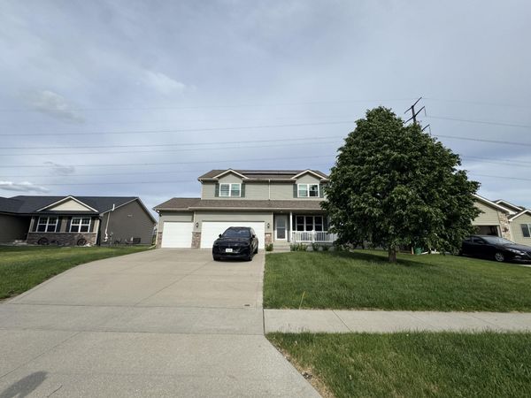 1901 30th Avenue SW, Altoona, IA 50009