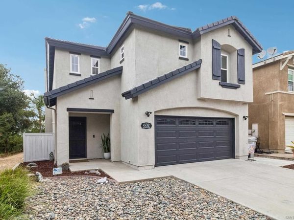652 Vista Santa Rosalia, San Diego, CA 92154