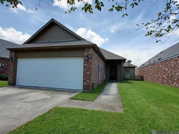 3853 Northshore Ave, Baton Rouge, LA 70820