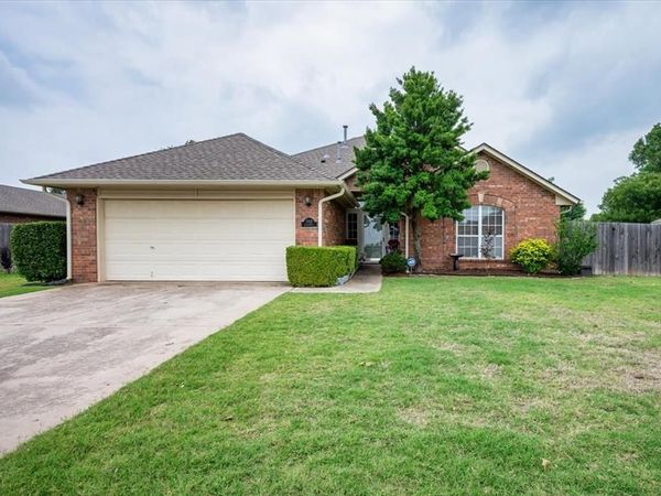 2912 Astor Drive, Norman, OK 73072