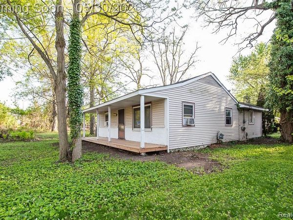 1946 Union Lake Road , Commerce Twp, MI 48382