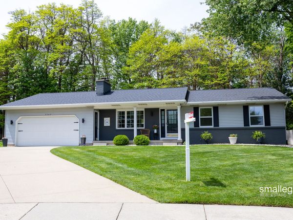 5349 Tahoe Pine Court, Wyoming, MI 49519